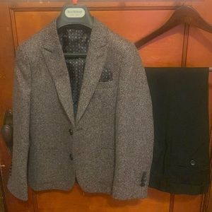 Isaac Mizrahi boy’s tweed suit